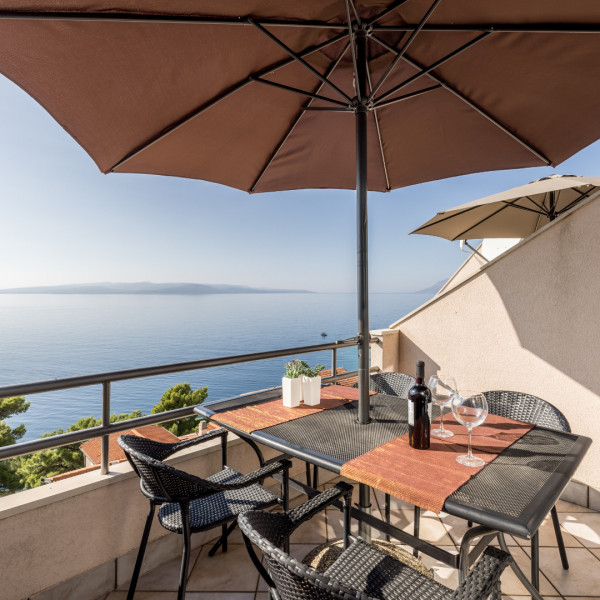 Living room, Villa Perla, Villa Perla in Bratuš on the Makarska Riviera – Apartments with a view of the Adriatic Sea Baška Voda