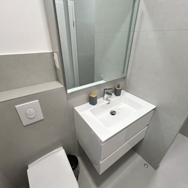 Bathroom / WC, Villa Perla, Villa Perla in Bratu&scaron; on the Makarska Riviera &ndash; Apartments with a view of the Adriatic Sea Ba&scaron;ka Voda