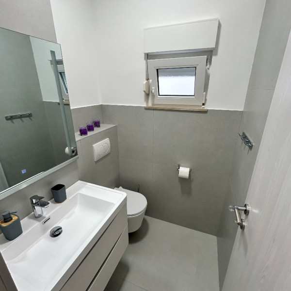 Bathroom / WC, Villa Perla, Villa Perla in Bratuš on the Makarska Riviera – Apartments with a view of the Adriatic Sea Baška Voda