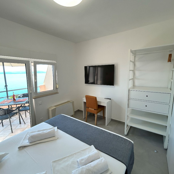 Bedrooms, Villa Perla, Villa Perla in Bratuš on the Makarska Riviera – Apartments with a view of the Adriatic Sea Baška Voda
