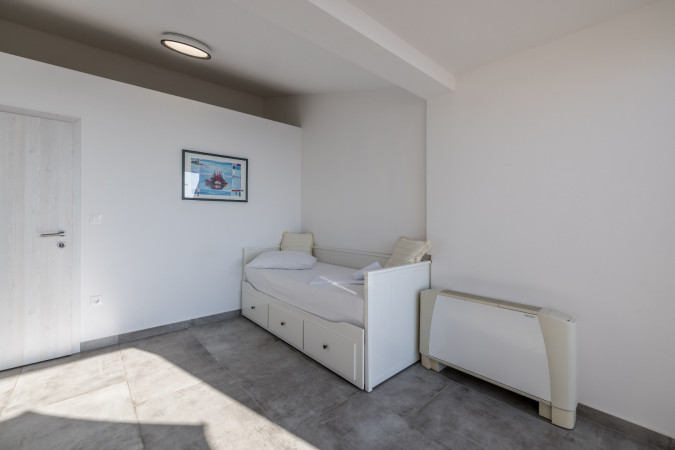 Apartment 2, Villa Perla in Bratu&scaron; on the Makarska Riviera &ndash; Apartments with a view of the Adriatic Sea Ba&scaron;ka Voda