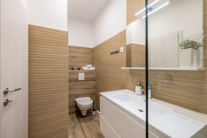 Apartment 9, Villa Perla in Bratu&scaron; on the Makarska Riviera &ndash; Apartments with a view of the Adriatic Sea Ba&scaron;ka Voda