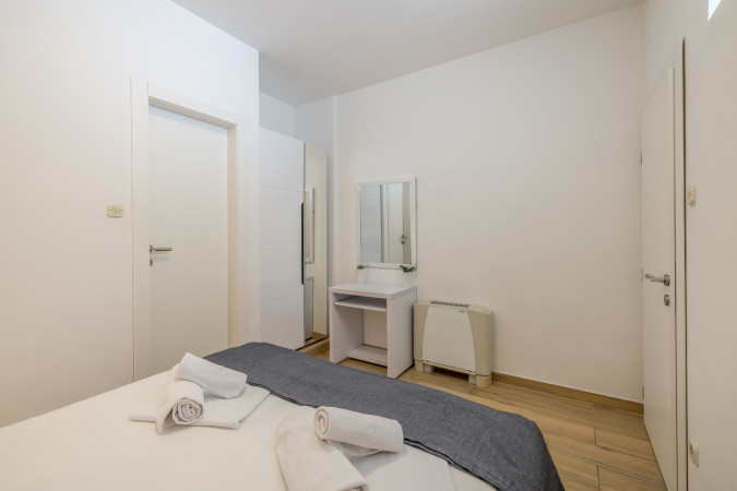 Apartment 8, Villa Perla in Bratu&scaron; on the Makarska Riviera &ndash; Apartments with a view of the Adriatic Sea Ba&scaron;ka Voda
