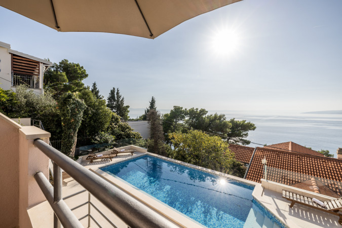 Apartment 7, Villa Perla in Bratu&scaron; on the Makarska Riviera &ndash; Apartments with a view of the Adriatic Sea Ba&scaron;ka Voda