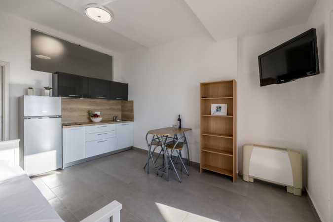 Apartment 9, Villa Perla in Bratu&scaron; on the Makarska Riviera &ndash; Apartments with a view of the Adriatic Sea Ba&scaron;ka Voda