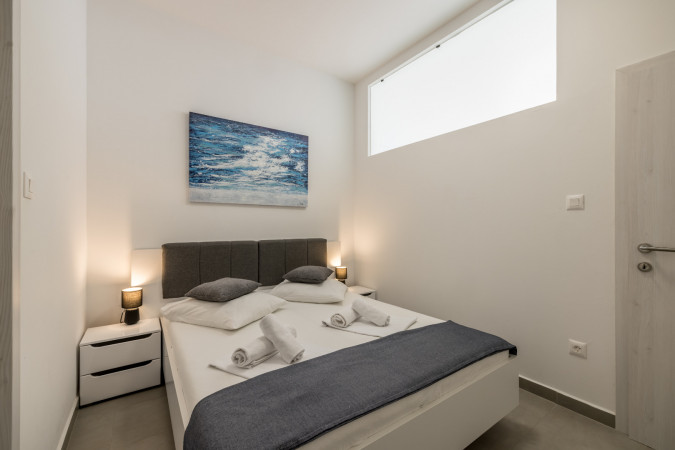 Apartment 9, Villa Perla in Bratu&scaron; on the Makarska Riviera &ndash; Apartments with a view of the Adriatic Sea Ba&scaron;ka Voda