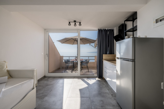 Apartment 2, Villa Perla in Bratu&scaron; on the Makarska Riviera &ndash; Apartments with a view of the Adriatic Sea Ba&scaron;ka Voda