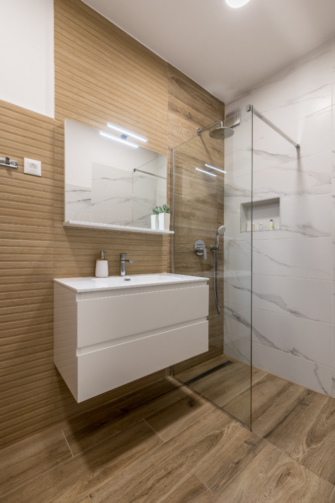 Apartment 9, Villa Perla in Bratu&scaron; on the Makarska Riviera &ndash; Apartments with a view of the Adriatic Sea Ba&scaron;ka Voda