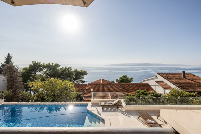 Exterior, Villa Perla in Bratu&scaron; on the Makarska Riviera &ndash; Apartments with a view of the Adriatic Sea Ba&scaron;ka Voda