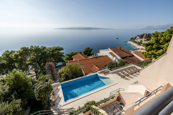 Apartment 1, Villa Perla in Bratu&scaron; on the Makarska Riviera &ndash; Apartments with a view of the Adriatic Sea Ba&scaron;ka Voda