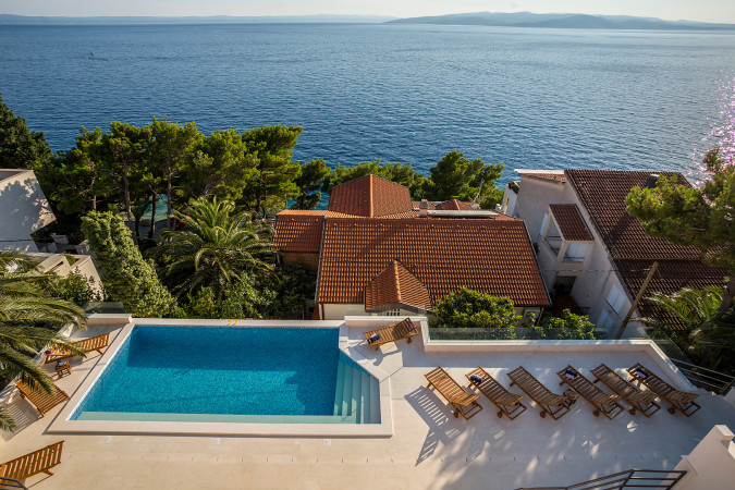 Exterior, Villa Perla in Bratu&scaron; on the Makarska Riviera &ndash; Apartments with a view of the Adriatic Sea Ba&scaron;ka Voda