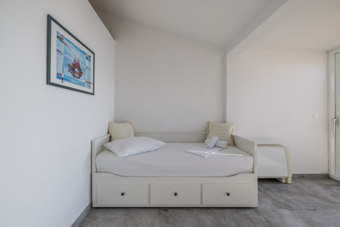 Apartment 2, Villa Perla in Bratu&scaron; on the Makarska Riviera &ndash; Apartments with a view of the Adriatic Sea Ba&scaron;ka Voda