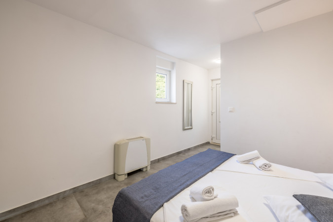 Apartment 2, Villa Perla in Bratu&scaron; on the Makarska Riviera &ndash; Apartments with a view of the Adriatic Sea Ba&scaron;ka Voda