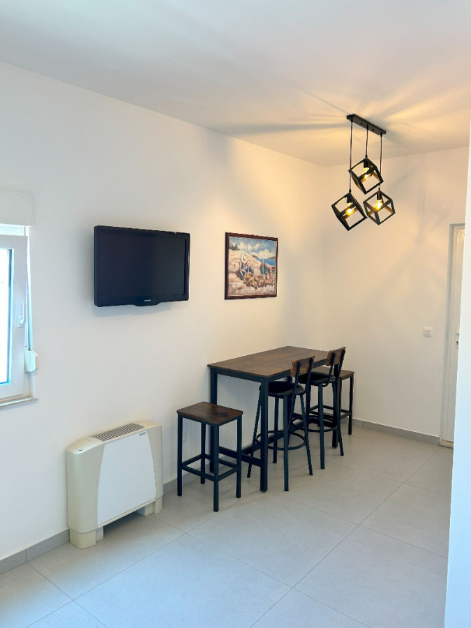 Apartment 6, Villa Perla in Bratu&scaron; on the Makarska Riviera &ndash; Apartments with a view of the Adriatic Sea Ba&scaron;ka Voda