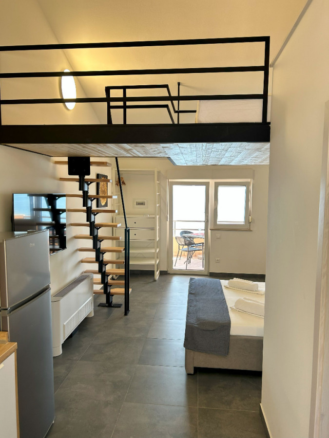 Apartment 3, Villa Perla in Bratu&scaron; on the Makarska Riviera &ndash; Apartments with a view of the Adriatic Sea Ba&scaron;ka Voda
