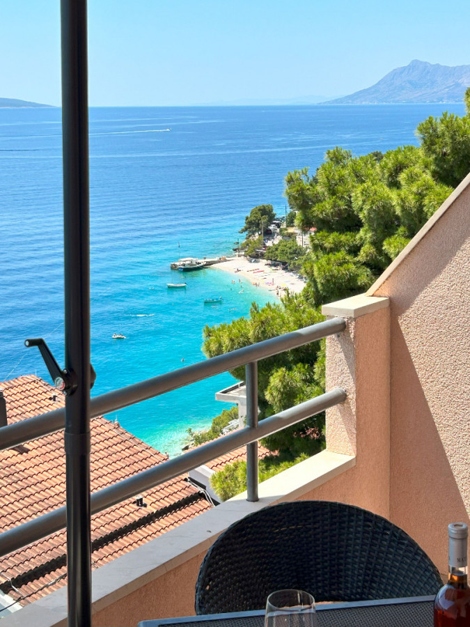 Apartment 4, Villa Perla in Bratu&scaron; on the Makarska Riviera &ndash; Apartments with a view of the Adriatic Sea Ba&scaron;ka Voda
