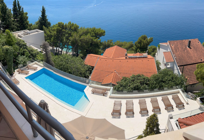 Apartment 4, Villa Perla in Bratu&scaron; on the Makarska Riviera &ndash; Apartments with a view of the Adriatic Sea Ba&scaron;ka Voda