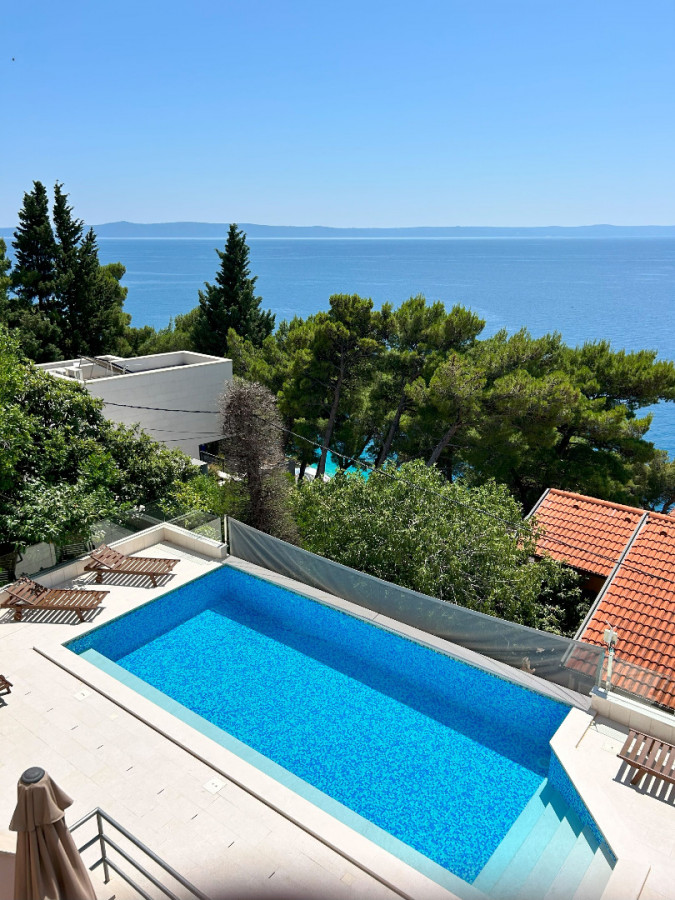 Apartment 6, Villa Perla in Bratu&scaron; on the Makarska Riviera &ndash; Apartments with a view of the Adriatic Sea Ba&scaron;ka Voda